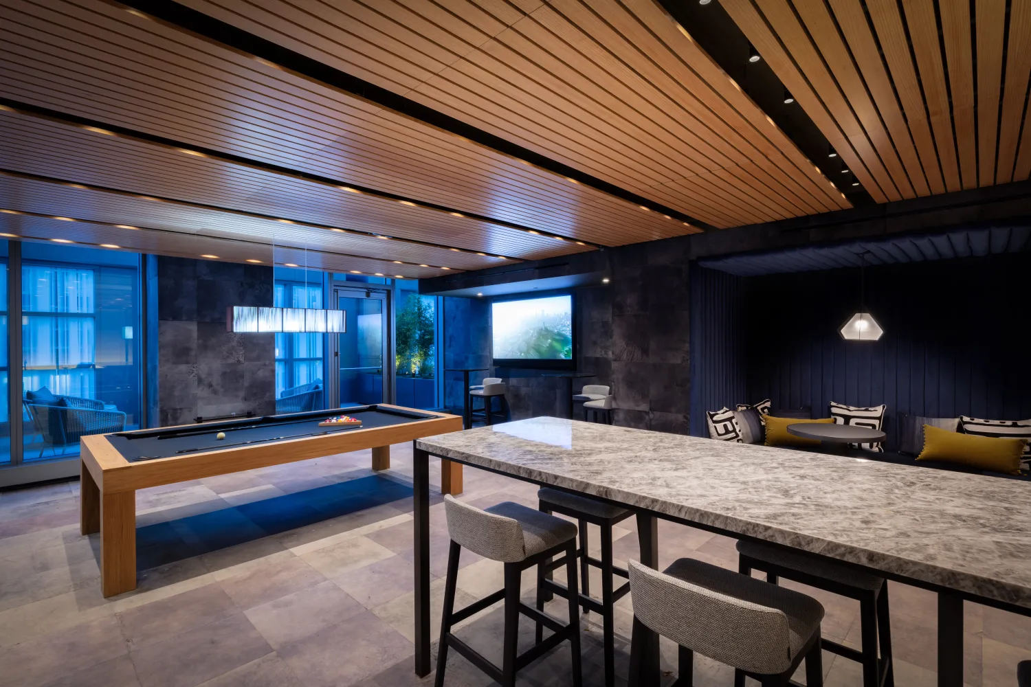200 Amsterdam Avenue PH2 30